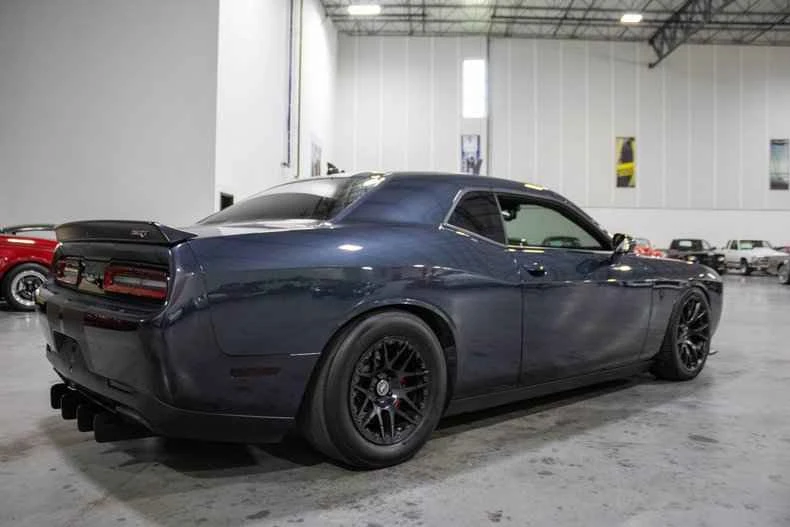 2016 Dodge Challenger SRT Hellcat 3rd Gen - Image 6 of 18
