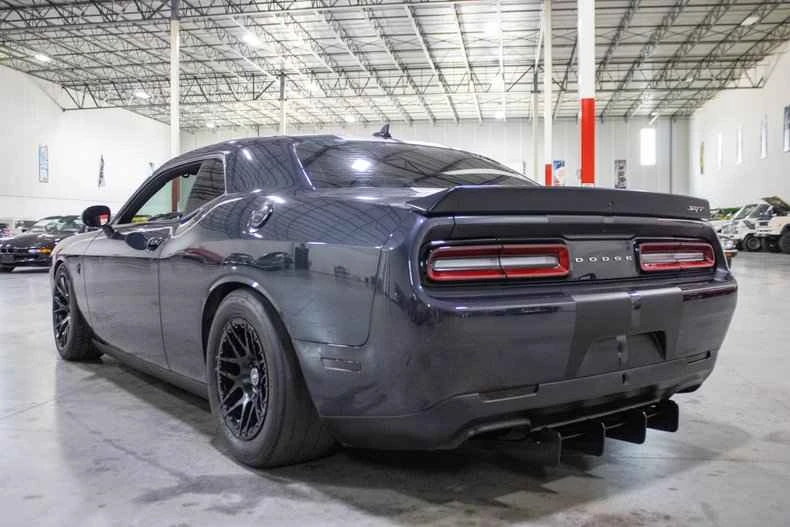2016 Dodge Challenger SRT Hellcat 3rd Gen - Image 5 of 18