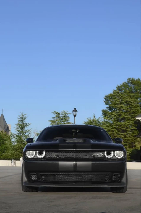 2016 Dodge Challenger SRT Hellcat 3rd Gen - Image 4 of 5