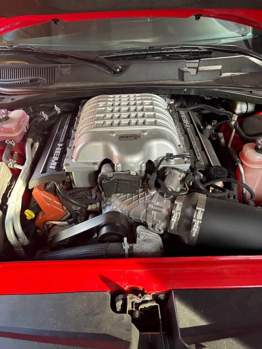 2016 Dodge Challenger SRT Hellcat 3rd Gen - Image 5 of 9