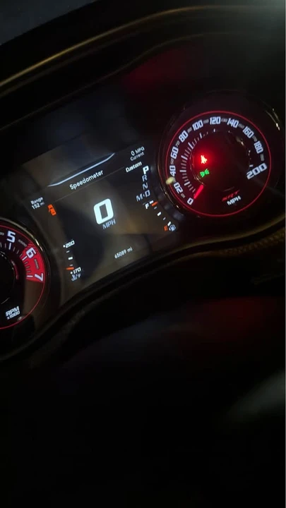 2016 Dodge Challenger SRT Hellcat 3rd Gen - Image 12 of 13