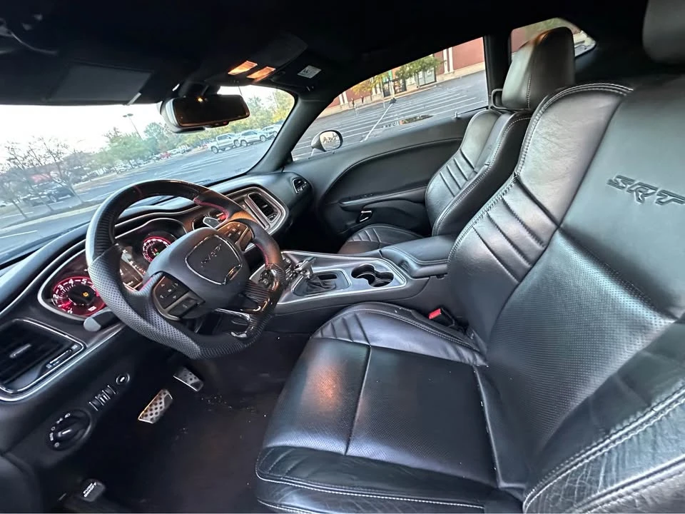 2016 Dodge Challenger SRT Hellcat 3rd Gen - Image 14 of 15