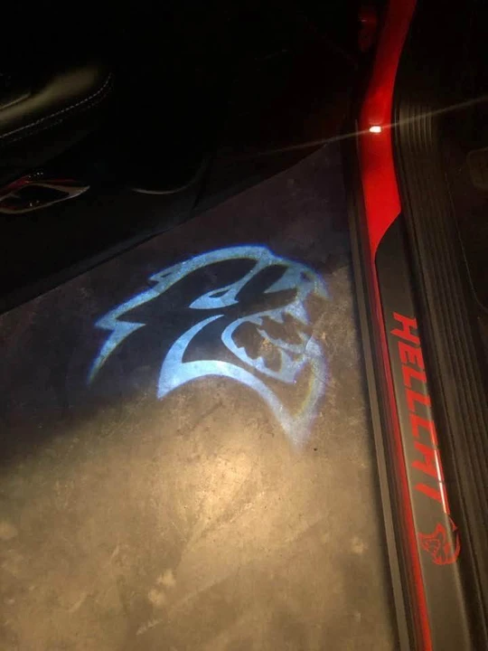 2016 Dodge Challenger SRT Hellcat 3rd Gen - Image 7 of 11