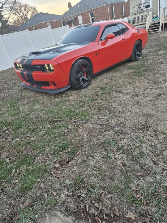2016 Dodge Challenger SRT Hellcat 3rd Gen - Image 9 of 9