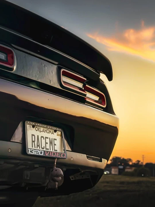 2016 Dodge Challenger SRT Hellcat 3rd Gen - Image 4 of 8