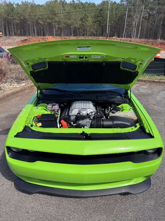 2016 Dodge Challenger SRT Hellcat 3rd Gen - Image 5 of 19