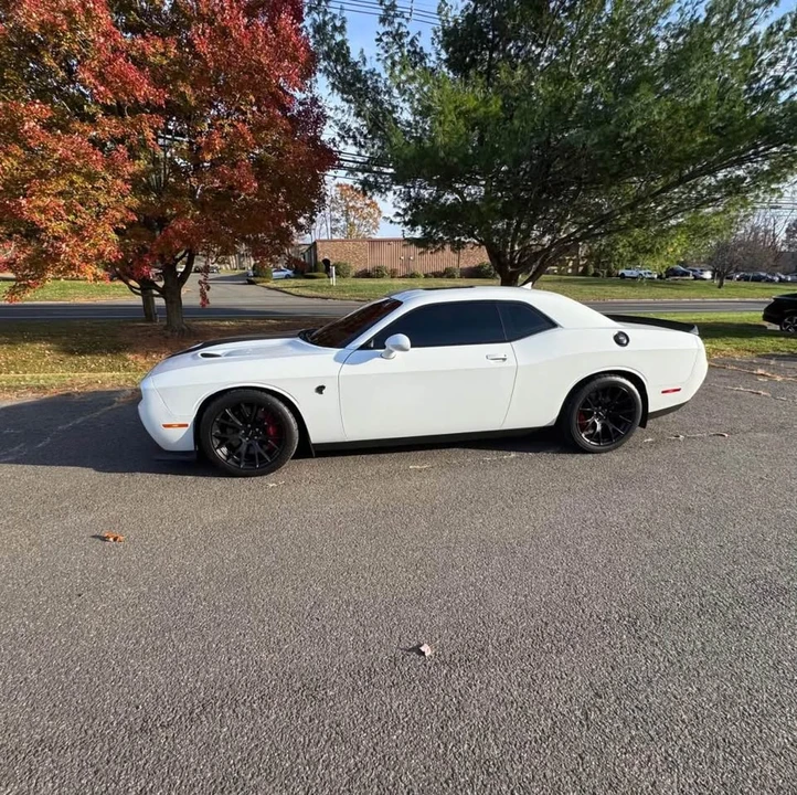 2016 Dodge Challenger SRT Hellcat 3rd Gen - Image 11 of 16