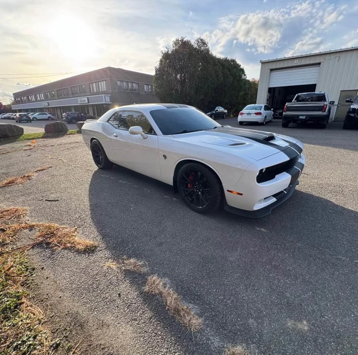 2016 Dodge Challenger SRT Hellcat 3rd Gen - Image 13 of 16