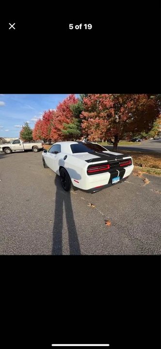 2016 Dodge Challenger SRT Hellcat 3rd Gen - Image 9 of 16