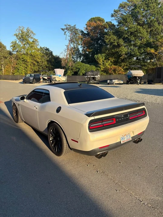 2016 Dodge Challenger SRT Hellcat 3rd Gen - Image 3 of 4