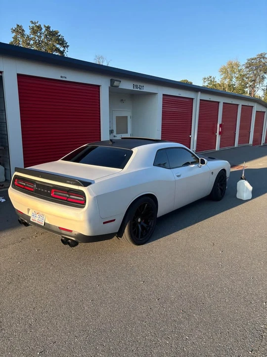 2016 Dodge Challenger SRT Hellcat 3rd Gen - Image 4 of 4