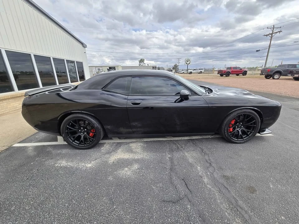 2016 Dodge Challenger SRT Hellcat 3rd Gen - Image 4 of 15