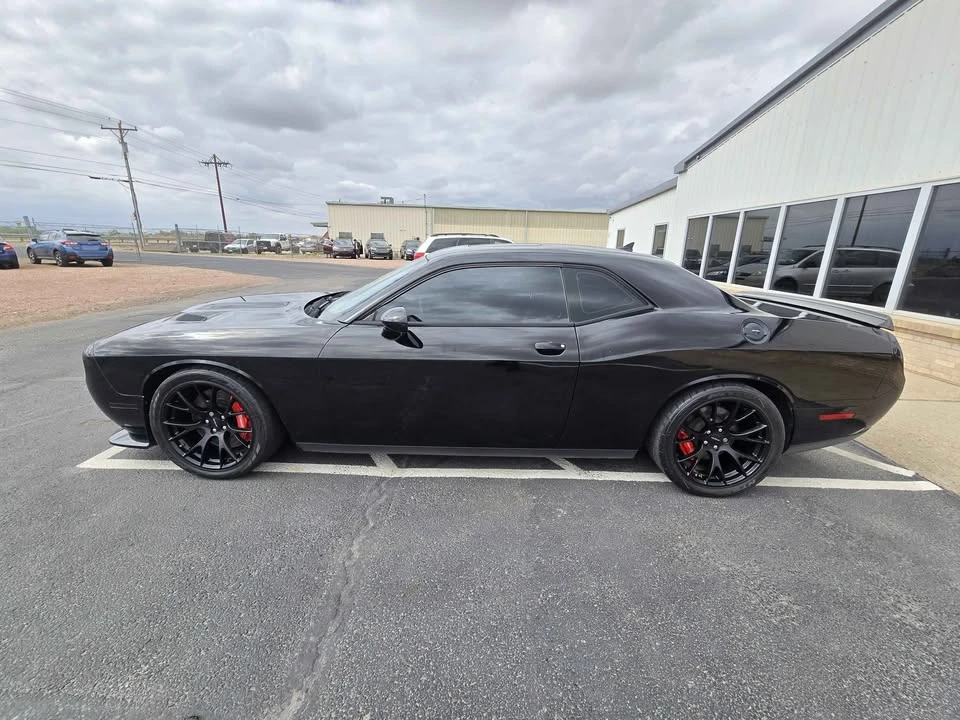 2016 Dodge Challenger SRT Hellcat 3rd Gen - Image 8 of 15