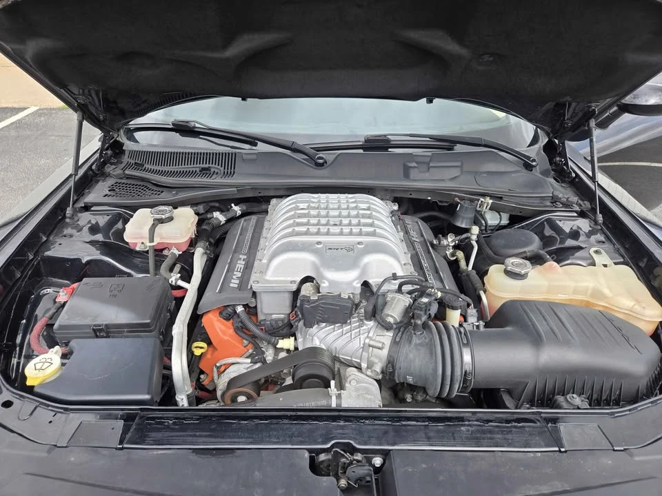 2016 Dodge Challenger SRT Hellcat 3rd Gen - Image 15 of 15