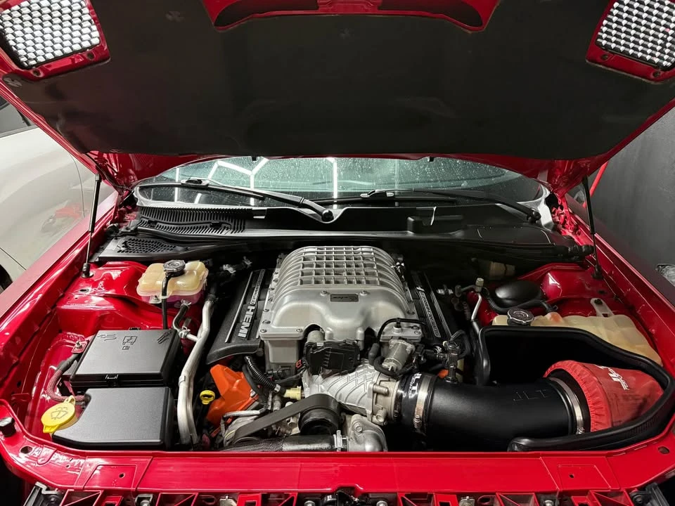 2016 Dodge Challenger SRT Hellcat 3rd Gen - Image 9 of 9