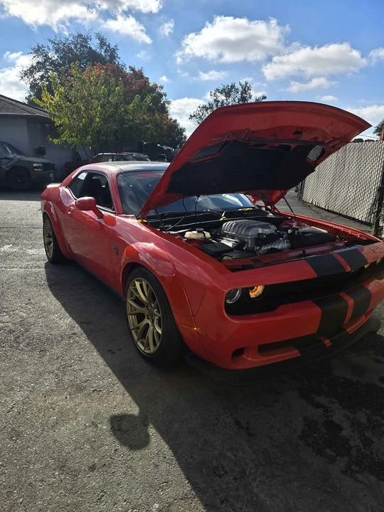2016 Dodge Challenger SRT Hellcat 3rd Gen - Image 3 of 4