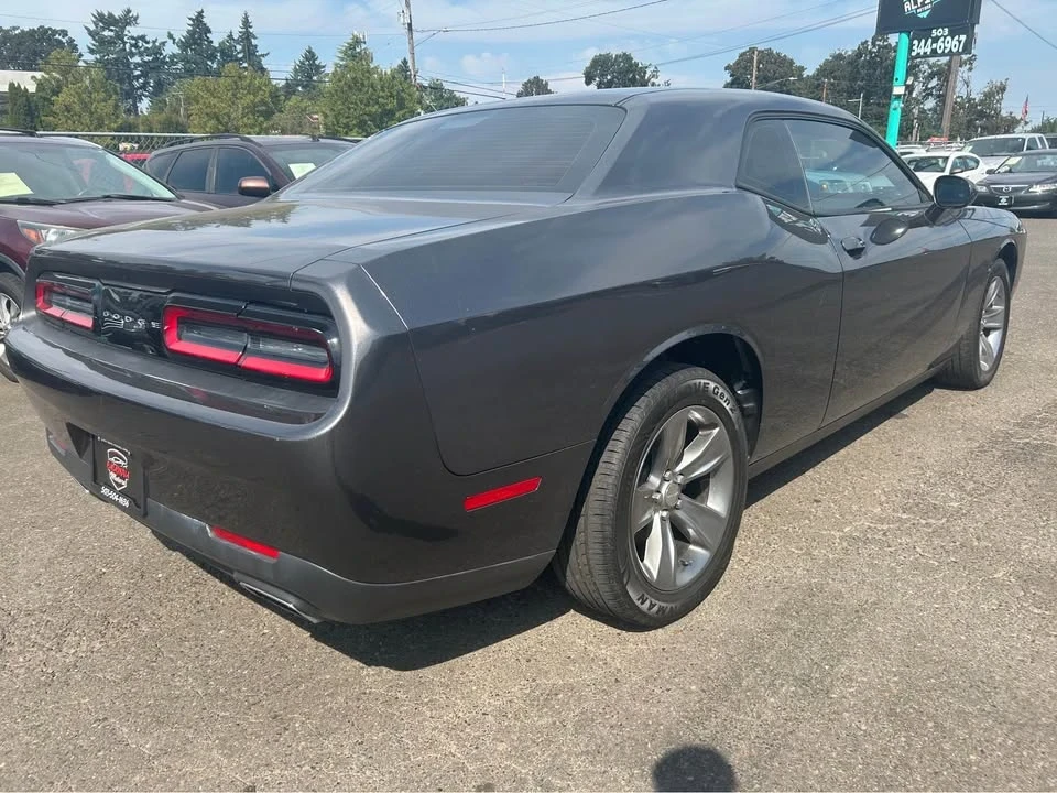 2016 Dodge Challenger 3rd Gen - Image 4 of 9