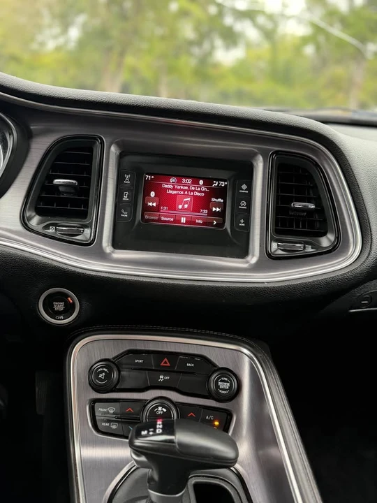 2016 Dodge Challenger 3rd Gen - Image 14 of 17