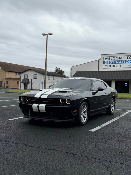 2016 Dodge Challenger 3rd Gen - Image 3 of 17