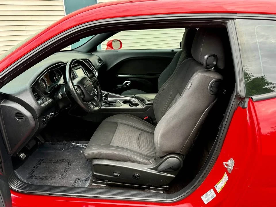 2016 Dodge Challenger 3rd Gen - Image 9 of 16