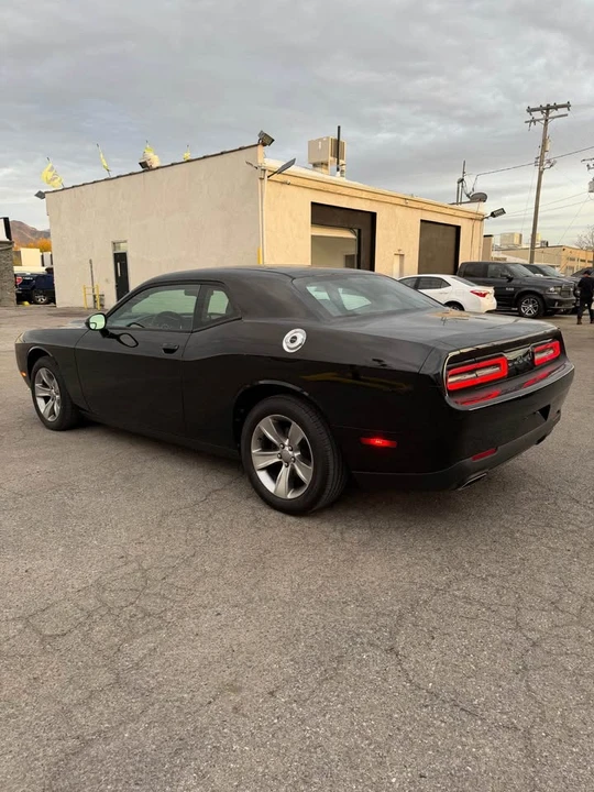 2016 Dodge Challenger 3rd Gen - Image 6 of 9