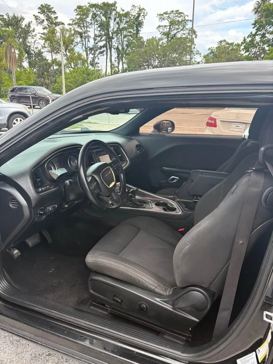2016 Dodge Challenger 3rd Gen - Image 7 of 12