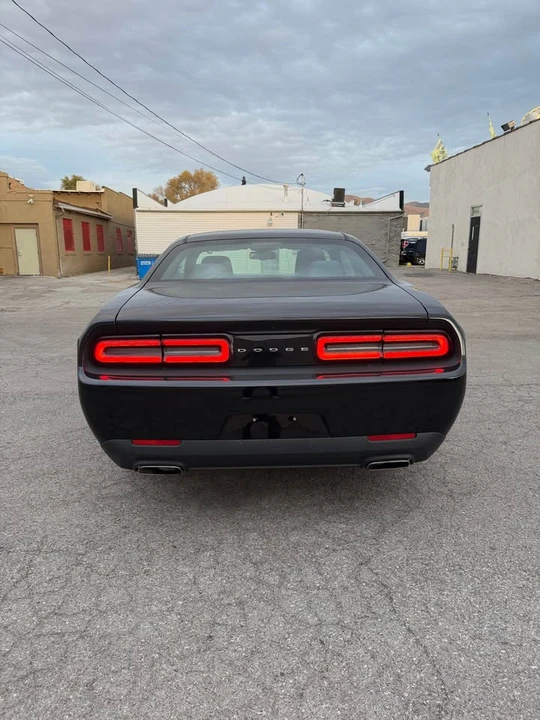 2016 Dodge Challenger 3rd Gen - Image 5 of 9
