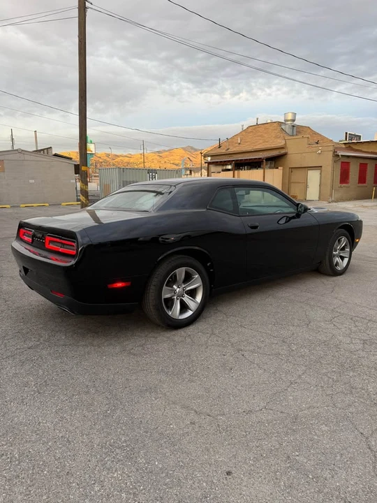 2016 Dodge Challenger 3rd Gen - Image 4 of 9