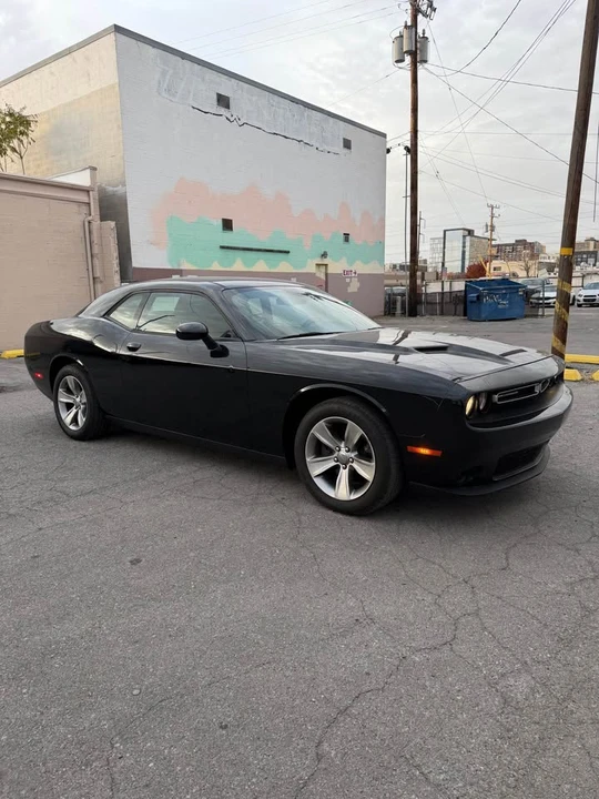 2016 Dodge Challenger 3rd Gen - Image 3 of 9