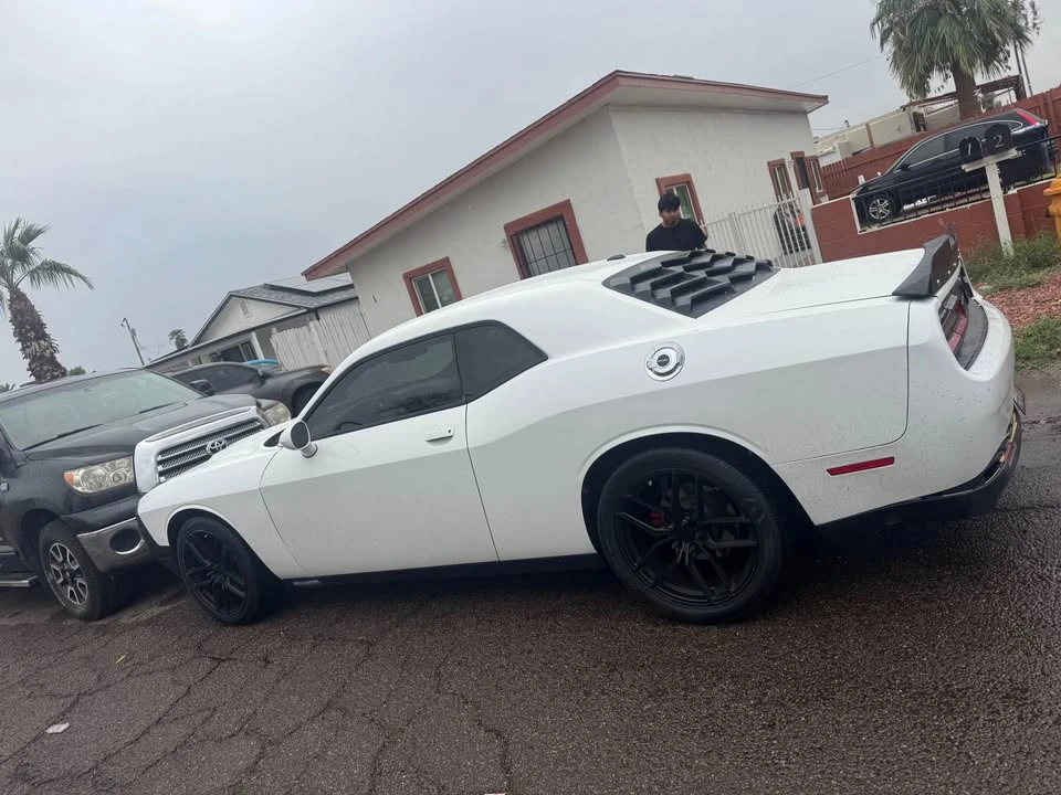 2016 Dodge Challenger 3rd Gen - Image 9 of 18