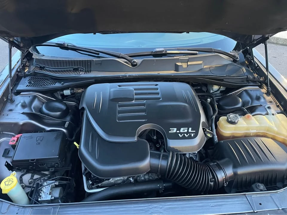 2016 Dodge Challenger 3rd Gen - Image 6 of 7