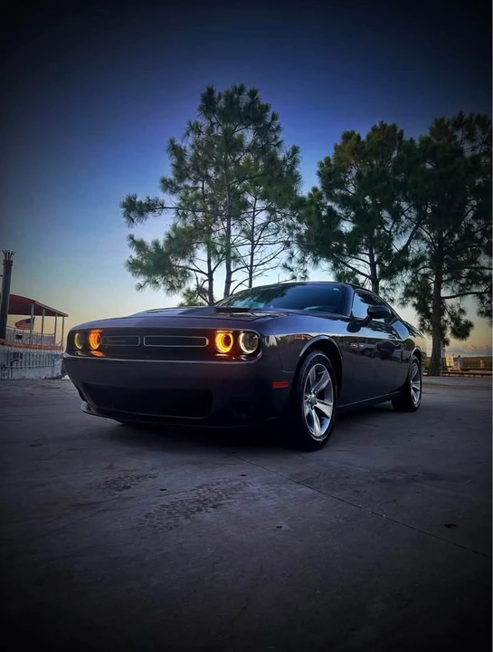 2016 Dodge Challenger 3rd Gen - Image 2 of 7