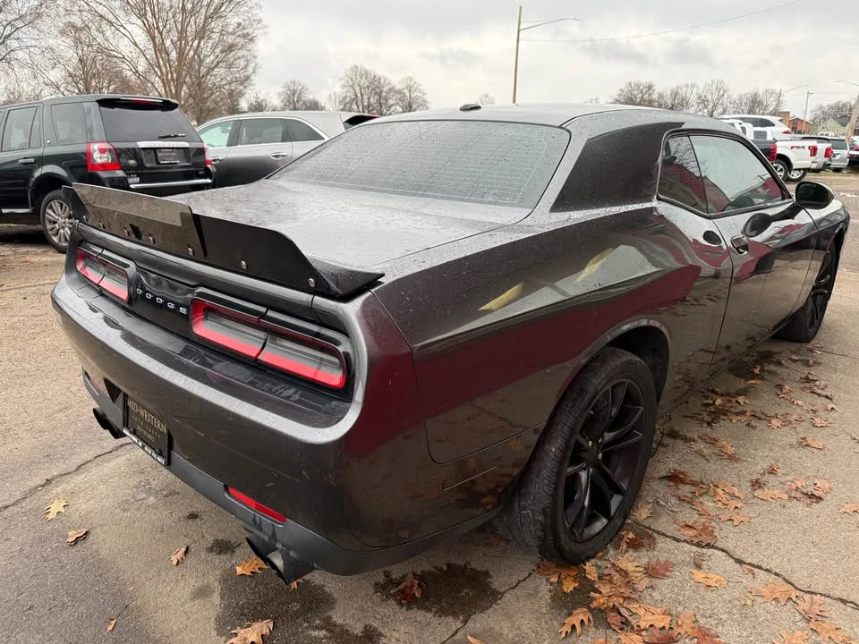 2016 Dodge Challenger 3rd Gen - Image 4 of 8