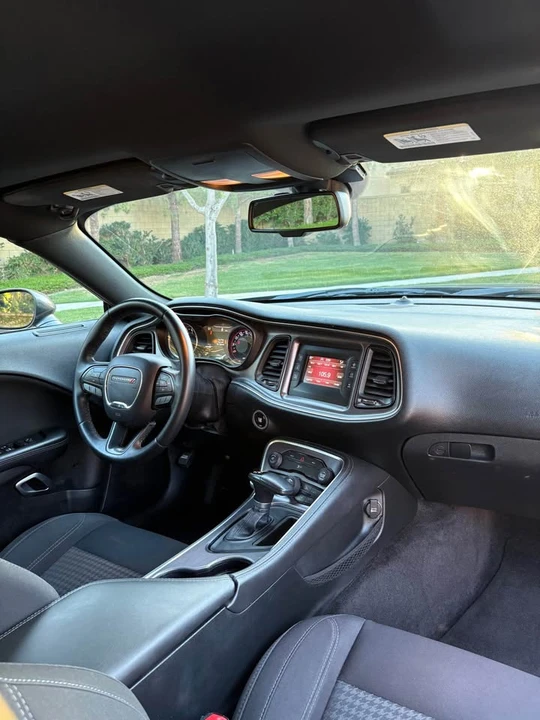 2016 Dodge Challenger 3rd Gen - Image 13 of 20