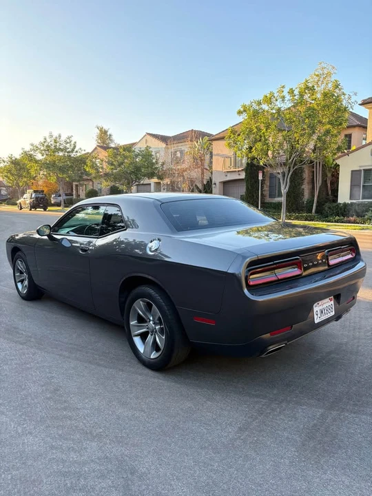 2016 Dodge Challenger 3rd Gen - Image 5 of 20