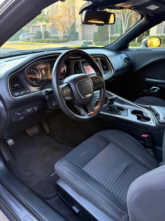 2016 Dodge Challenger 3rd Gen - Image 9 of 20