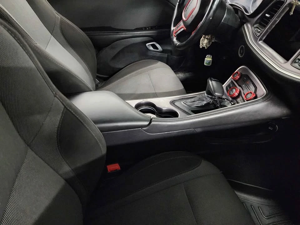 2016 Dodge Challenger 3rd Gen - Image 2 of 6