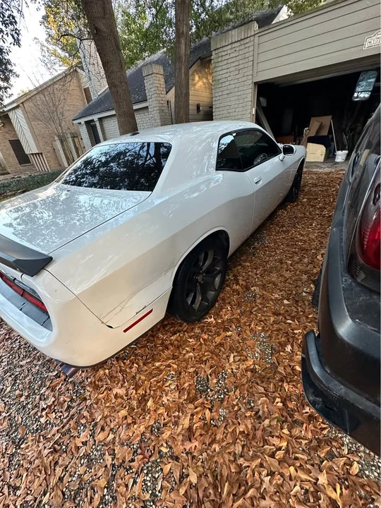 2016 Dodge Challenger 3rd Gen - Image 6 of 11