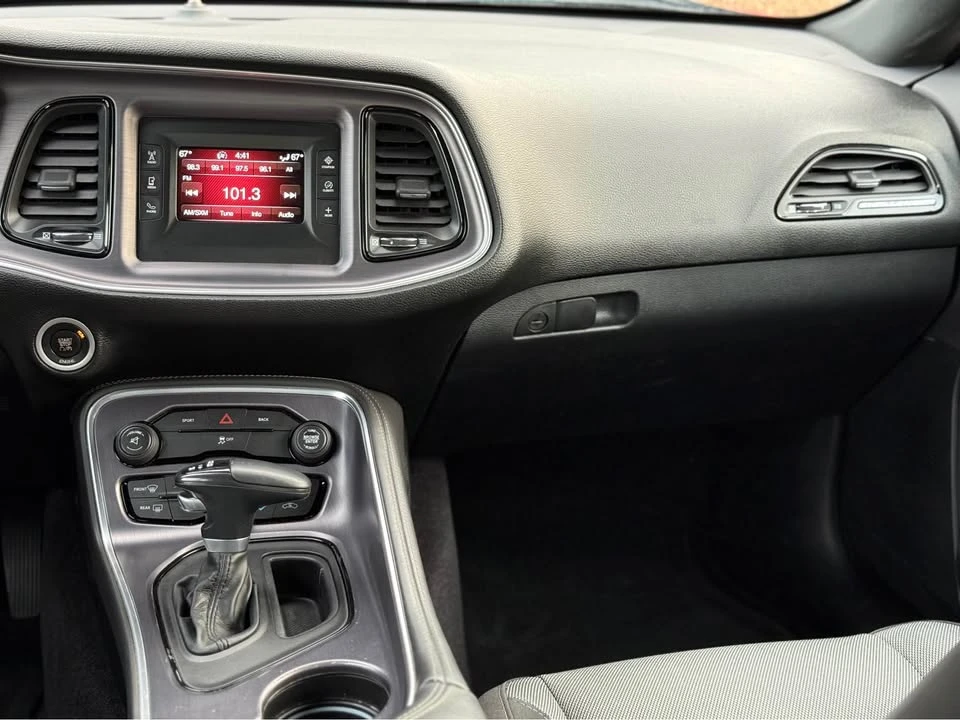 2016 Dodge Challenger 3rd Gen - Image 17 of 18