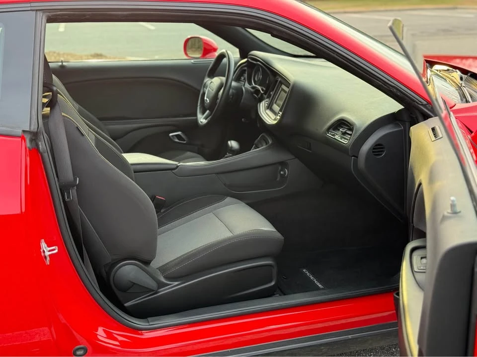 2016 Dodge Challenger 3rd Gen - Image 6 of 18