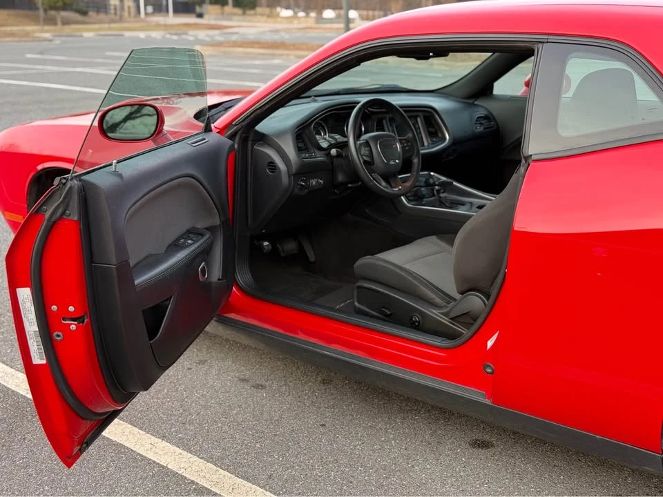 2016 Dodge Challenger 3rd Gen - Image 8 of 18