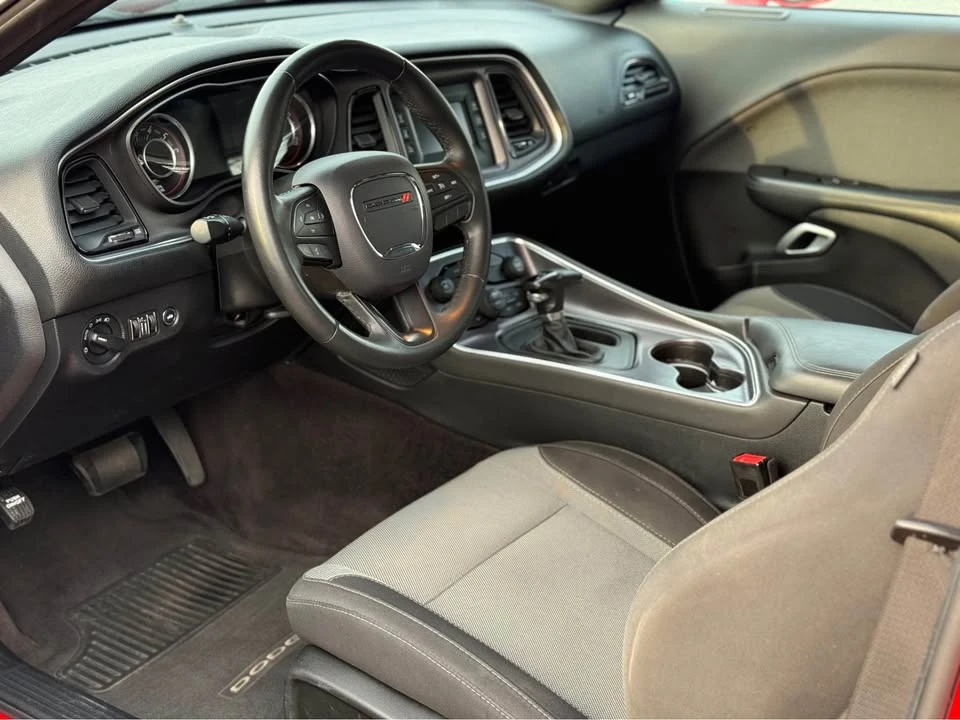 2016 Dodge Challenger 3rd Gen - Image 9 of 18