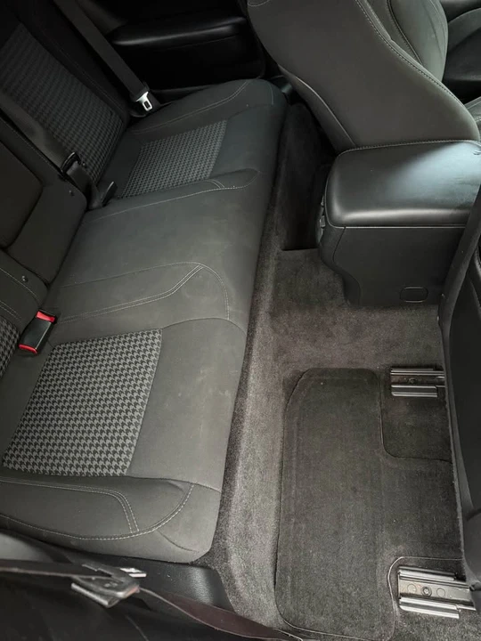 2016 Dodge Challenger 3rd Gen - Image 8 of 13