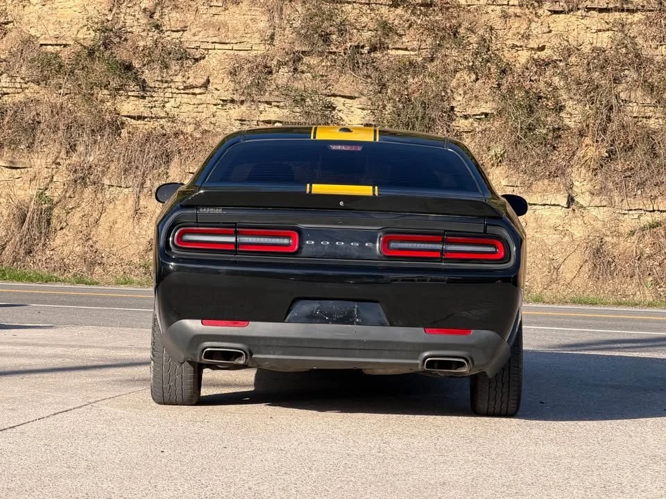 2016 Dodge Challenger 3rd Gen - Image 3 of 12