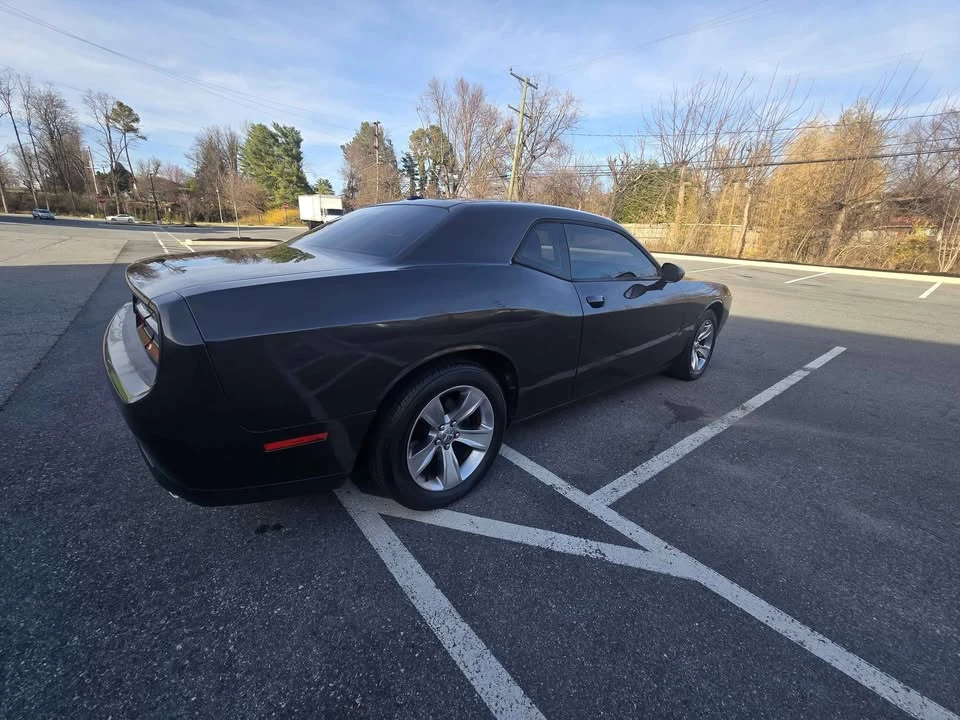 2016 Dodge Challenger 3rd Gen - Image 5 of 8