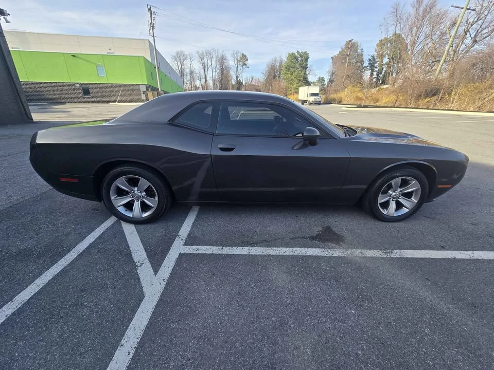 2016 Dodge Challenger 3rd Gen - Image 4 of 8