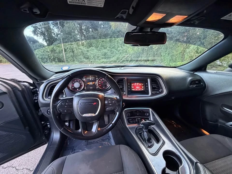 2016 Dodge Challenger 3rd Gen - Image 16 of 19