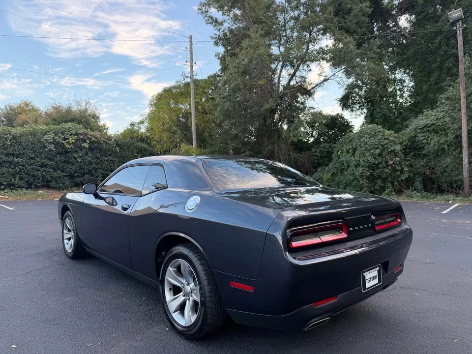 2016 Dodge Challenger 3rd Gen - Image 9 of 19