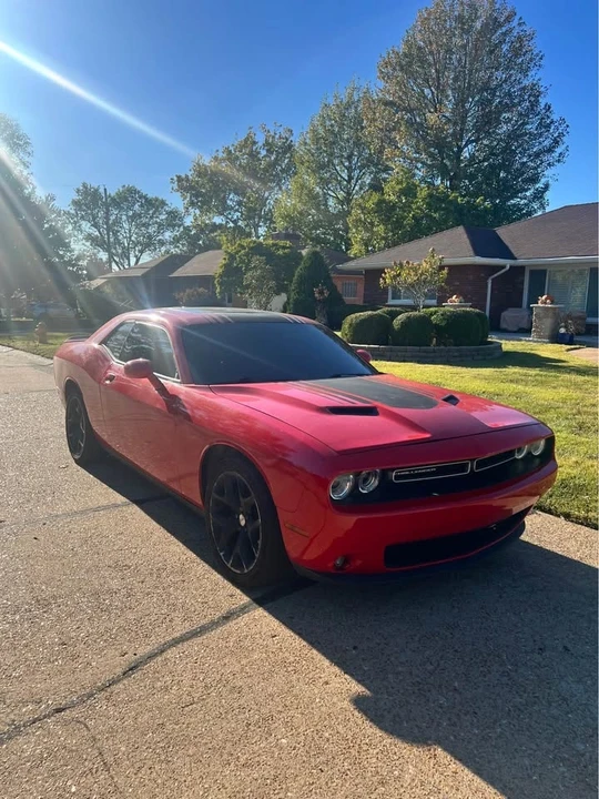 2016 Dodge Challenger 3rd Gen - Image 2 of 10