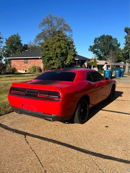 2016 Dodge Challenger 3rd Gen - Image 3 of 10